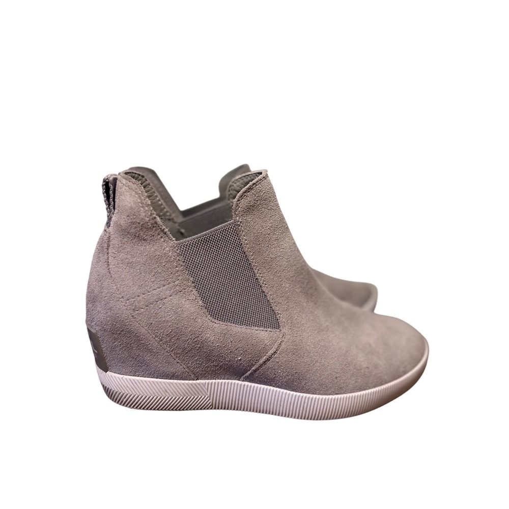 Sorel Size 8.5 Gray Out N About Slip On Wedge Heel Boots Ankle Suede Waterproof